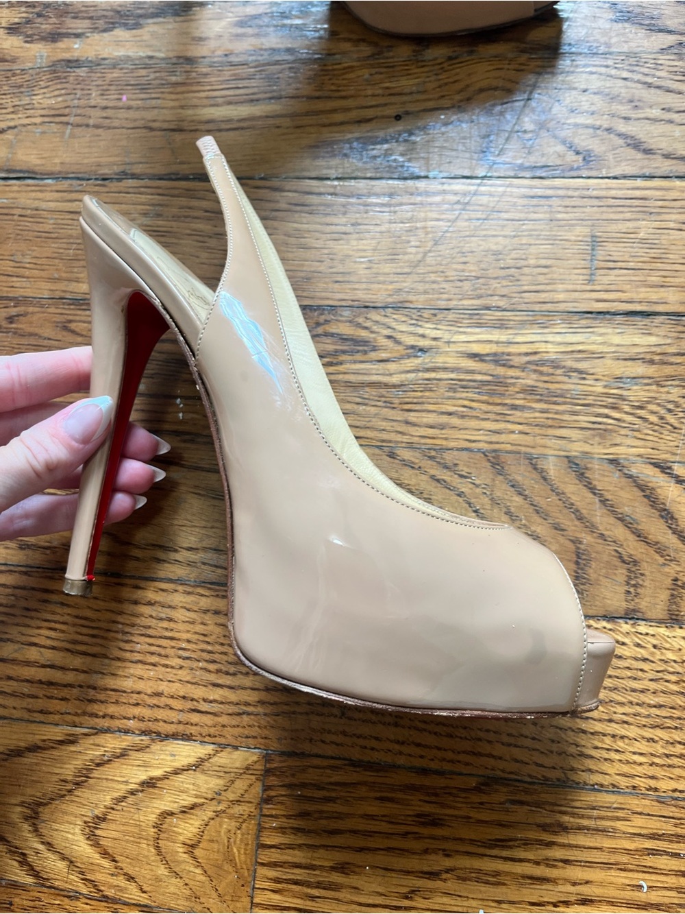Christian Louboutin Nude Patent Peep-Toe Slingback Pumps - Picture 5 of 10